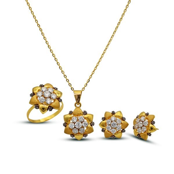 Gold Pendant Set