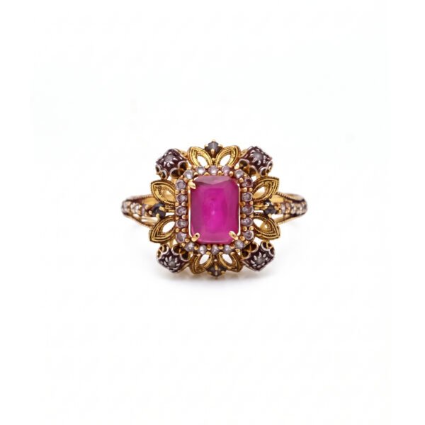 Gold Ladies Ring