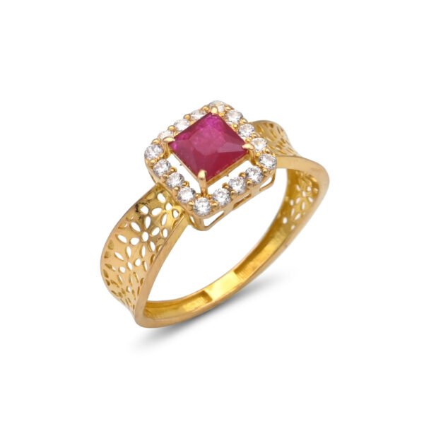 Gold Ladies Ring