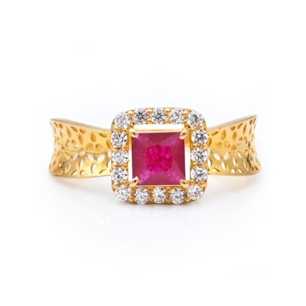 Gold Ladies Ring